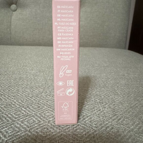 Florence by Mills Up a Notch Volumizing Mascara | Pink Tube | Mini 4 mL | New - Picture 2 of 4